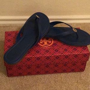 Lightly worn thongs by Tory Burch